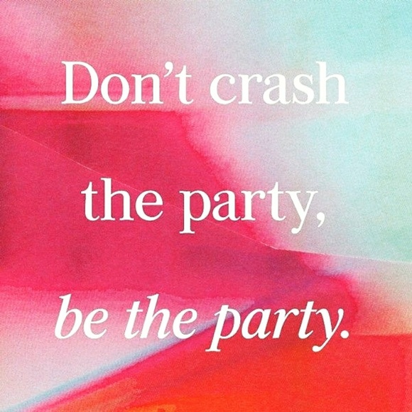 Meet your Posher, Stephanie - Picture 3 of 3